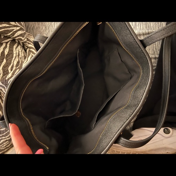 Coach Shoulder Bag - Picture 2 of 2